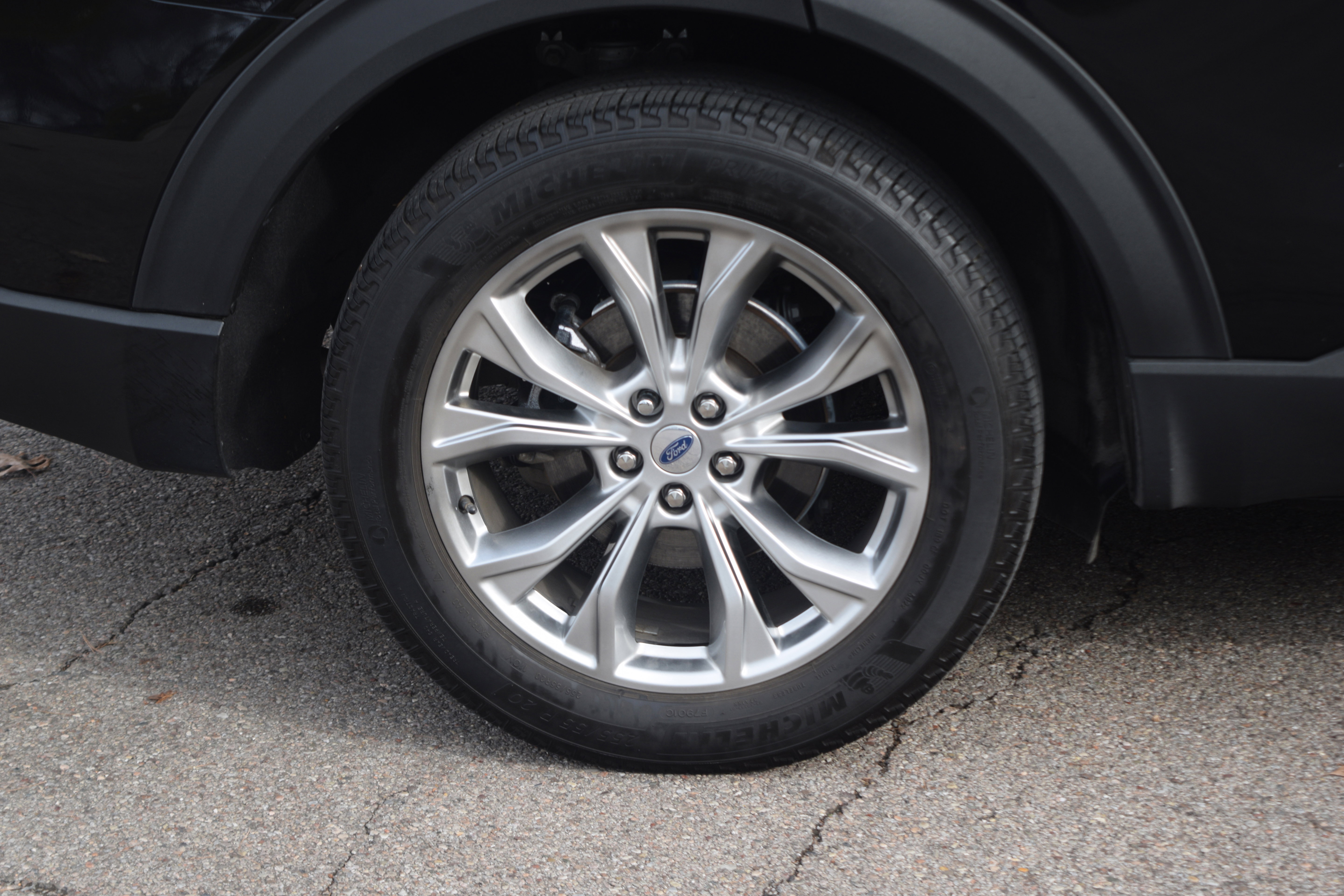 Used 2023 Ford Explorer XLT w/ Equipment Group 202A image 31