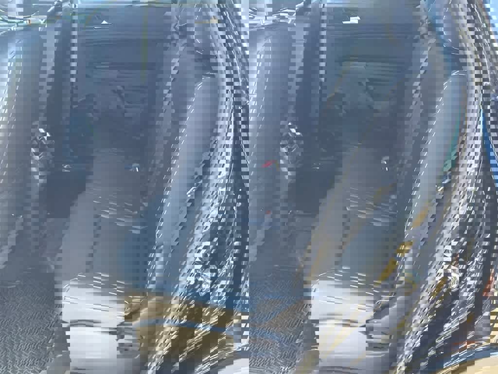 Used 2020 Volkswagen Atlas Cross Sport SE w/ Panoramic Sunroof Package image 18