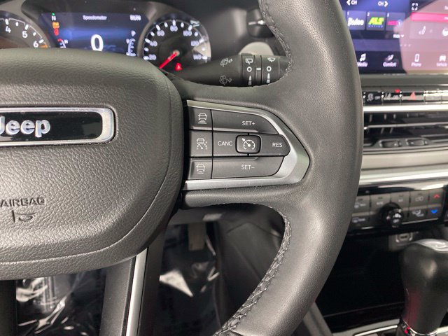 Used 2023 Jeep Compass Limited w/ Sun and Sound Group AWD/4WD image 28