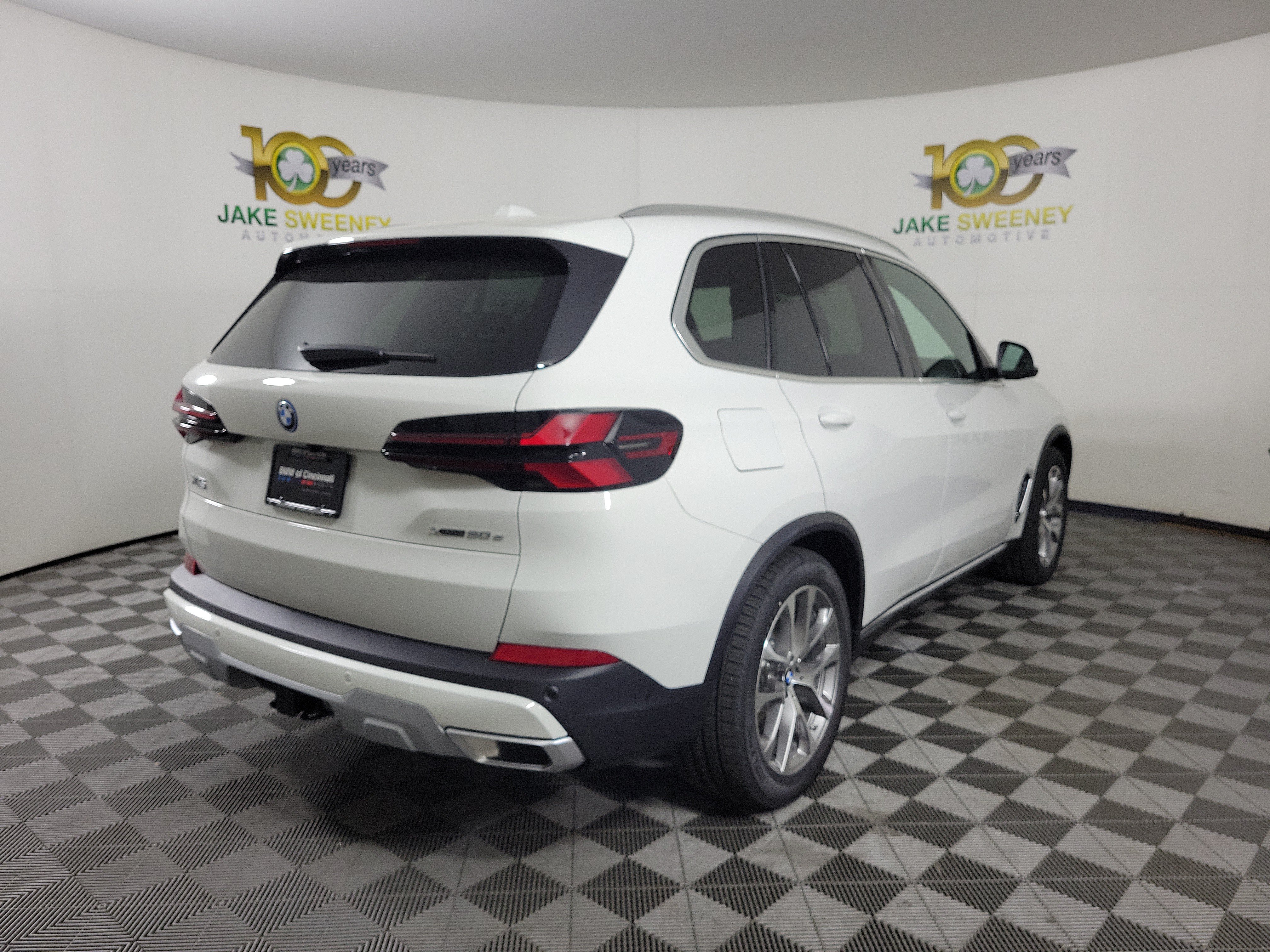 New 2026 BMW X5 xDrive50e AWD/4WD image 7