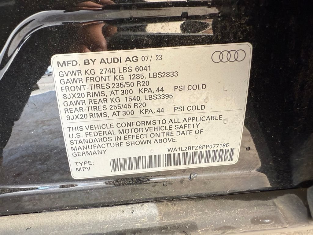 Used 2023 Audi Q4 e-tron Premium Plus w/ Premium Plus AWD/4WD image 21