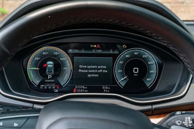 Used 2021 Audi Q5 e Premium Plus w/ Premium Plus Package image 17