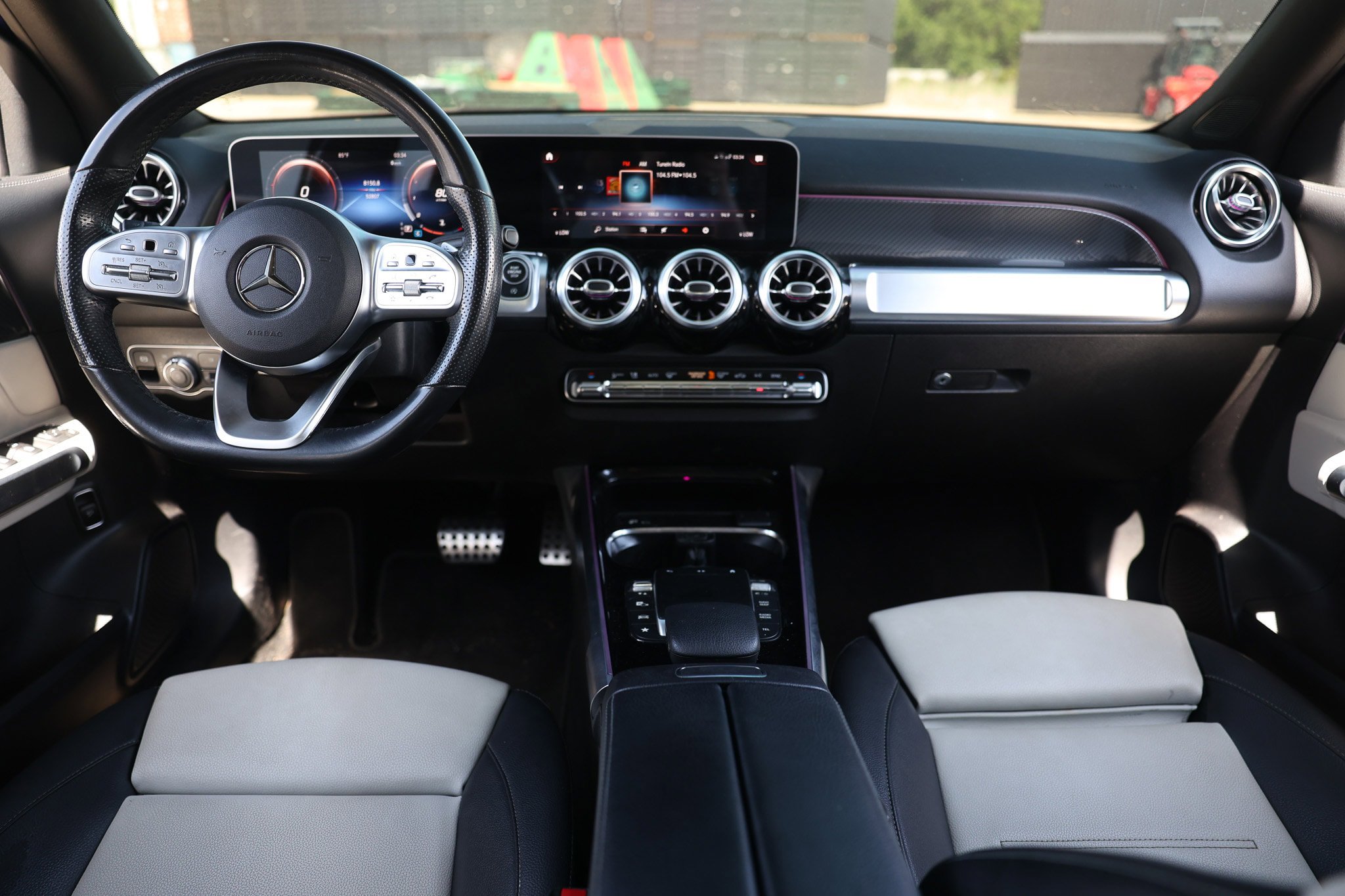 Used 2021 Mercedes-Benz GLB 250 image 25