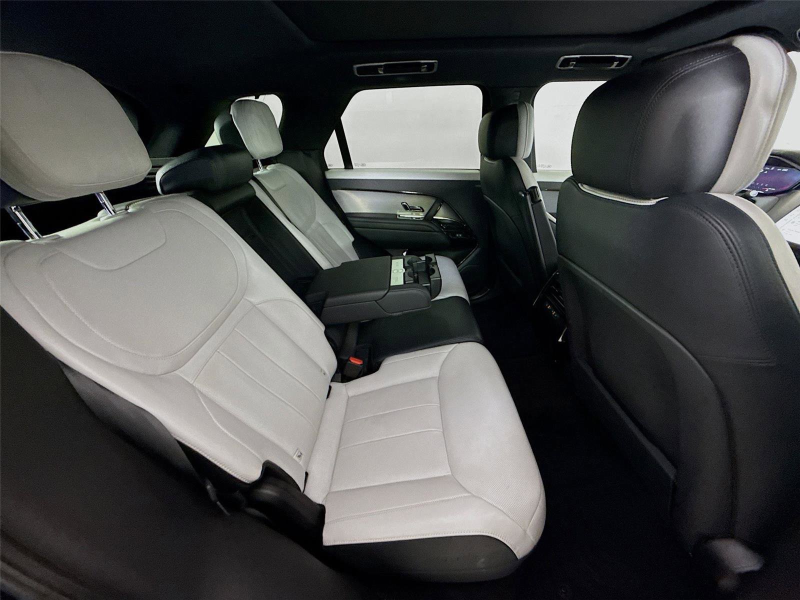Used 2023 Land Rover Range Rover Sport SE Dynamic AWD/4WD image 19