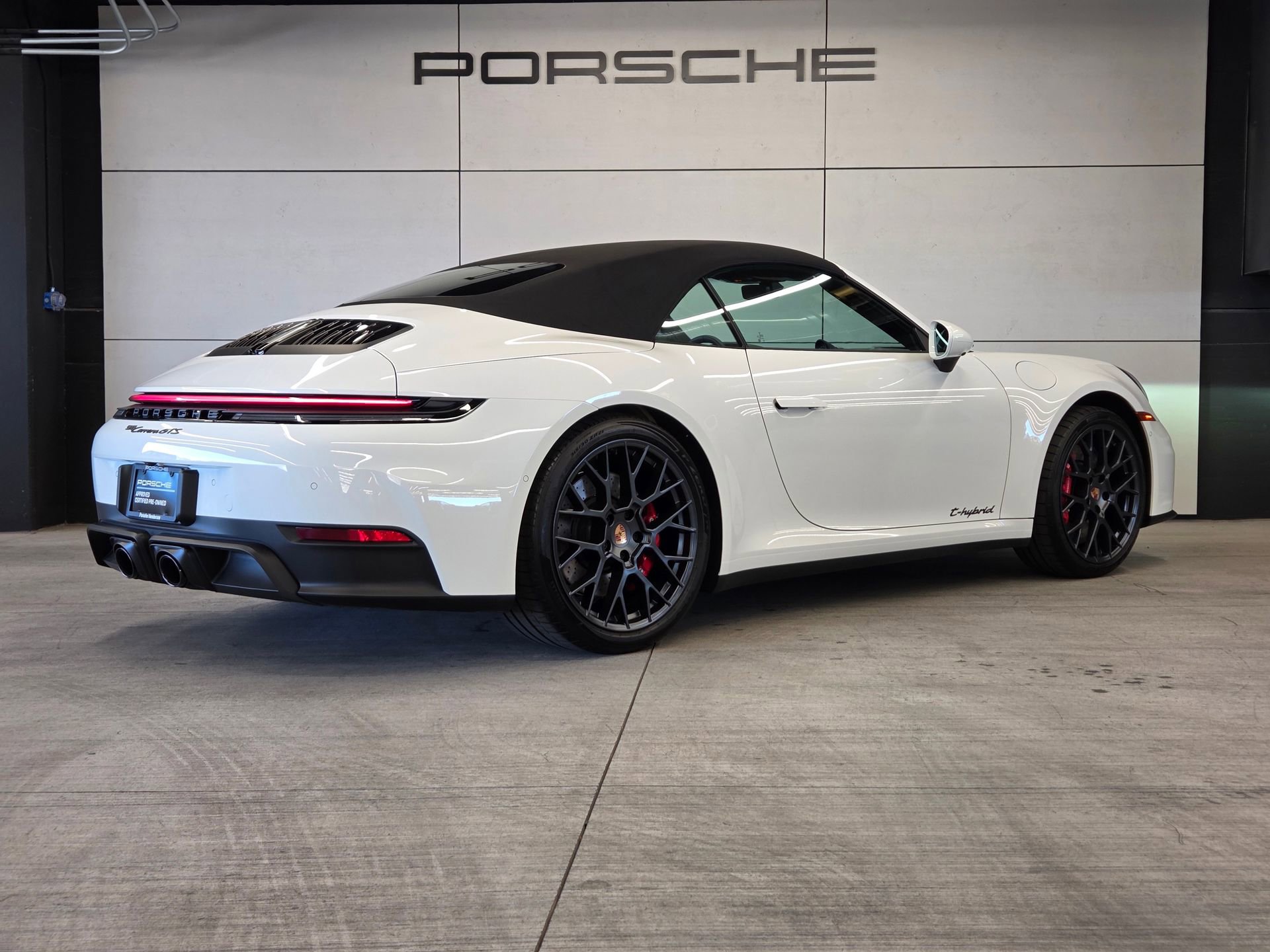Certified 2026 Porsche 911 Carrera 4 GTS AWD/4WD image 6