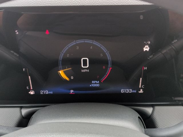 Used 2025 Chevrolet TrailBlazer LS w/ LS Convenience Package FWD image 13