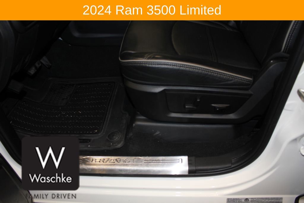 Used 2024 RAM 3500 Limited image 19