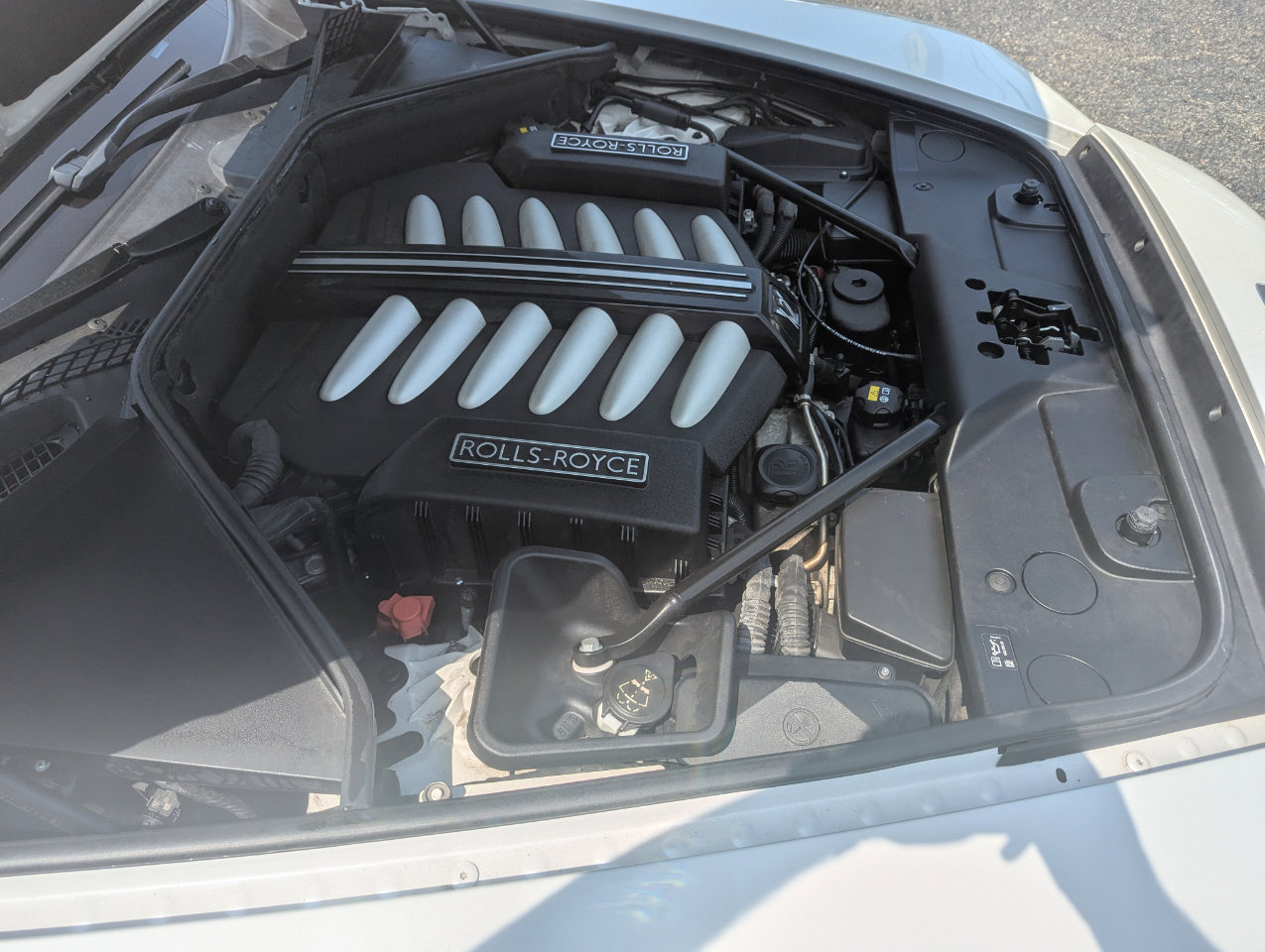 Used 2018 Rolls-Royce Dawn image 57