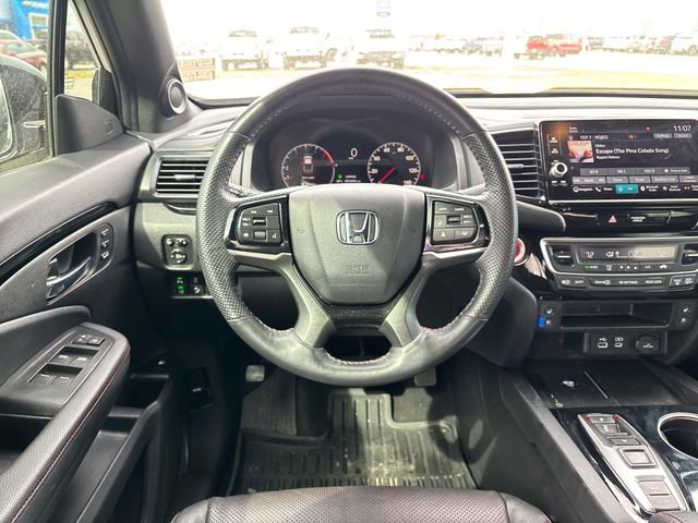 Used 2024 Honda Ridgeline Black Edition image 13