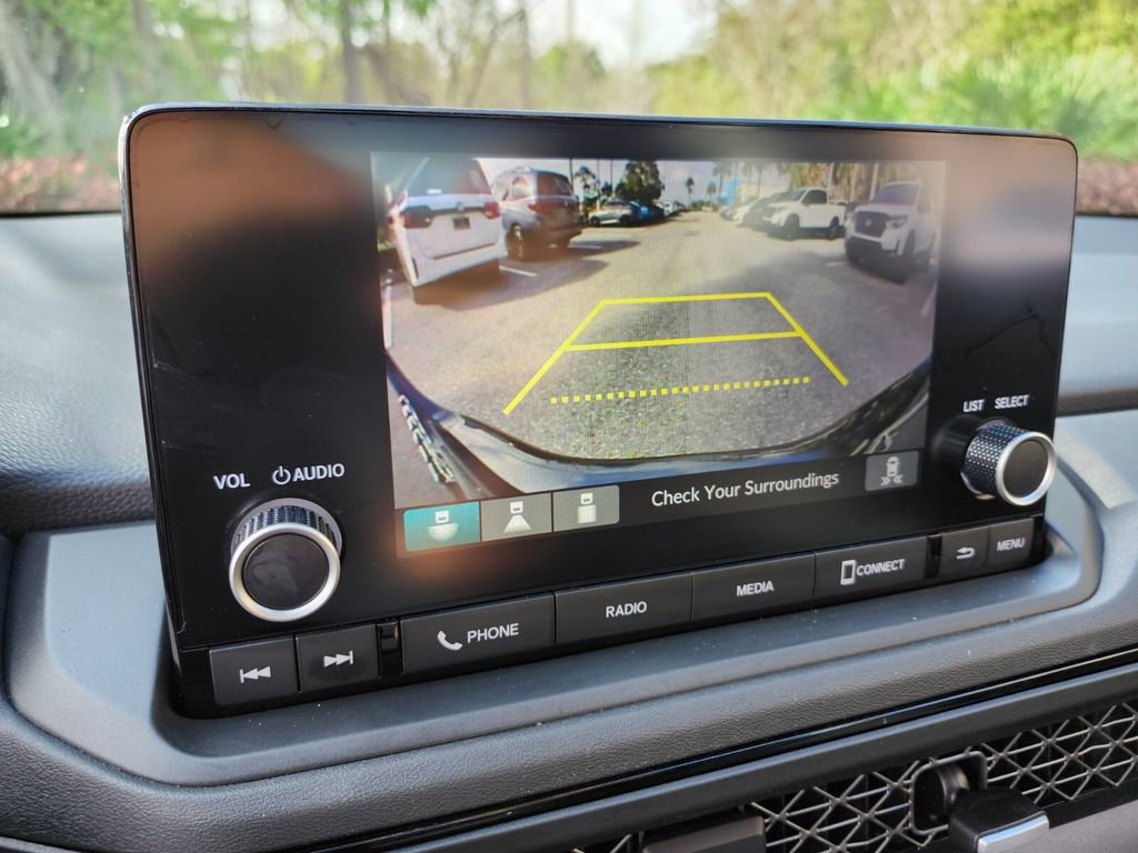 Certified 2023 Honda Accord EX image 28