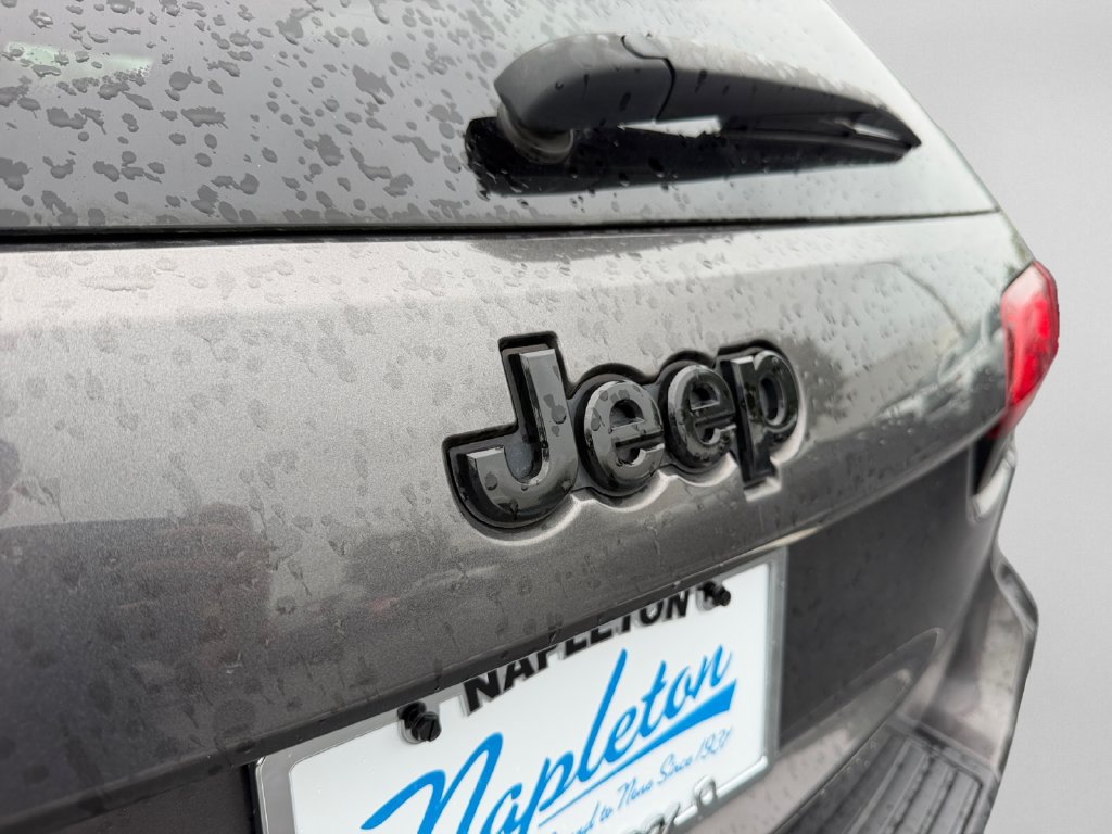 Used 2021 Jeep Grand Cherokee Laredo X RWD image 29