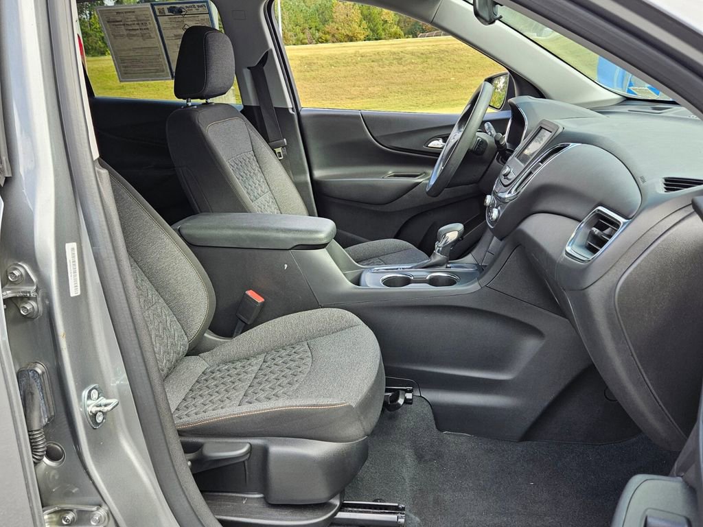 Used 2023 Chevrolet Equinox LT image 14