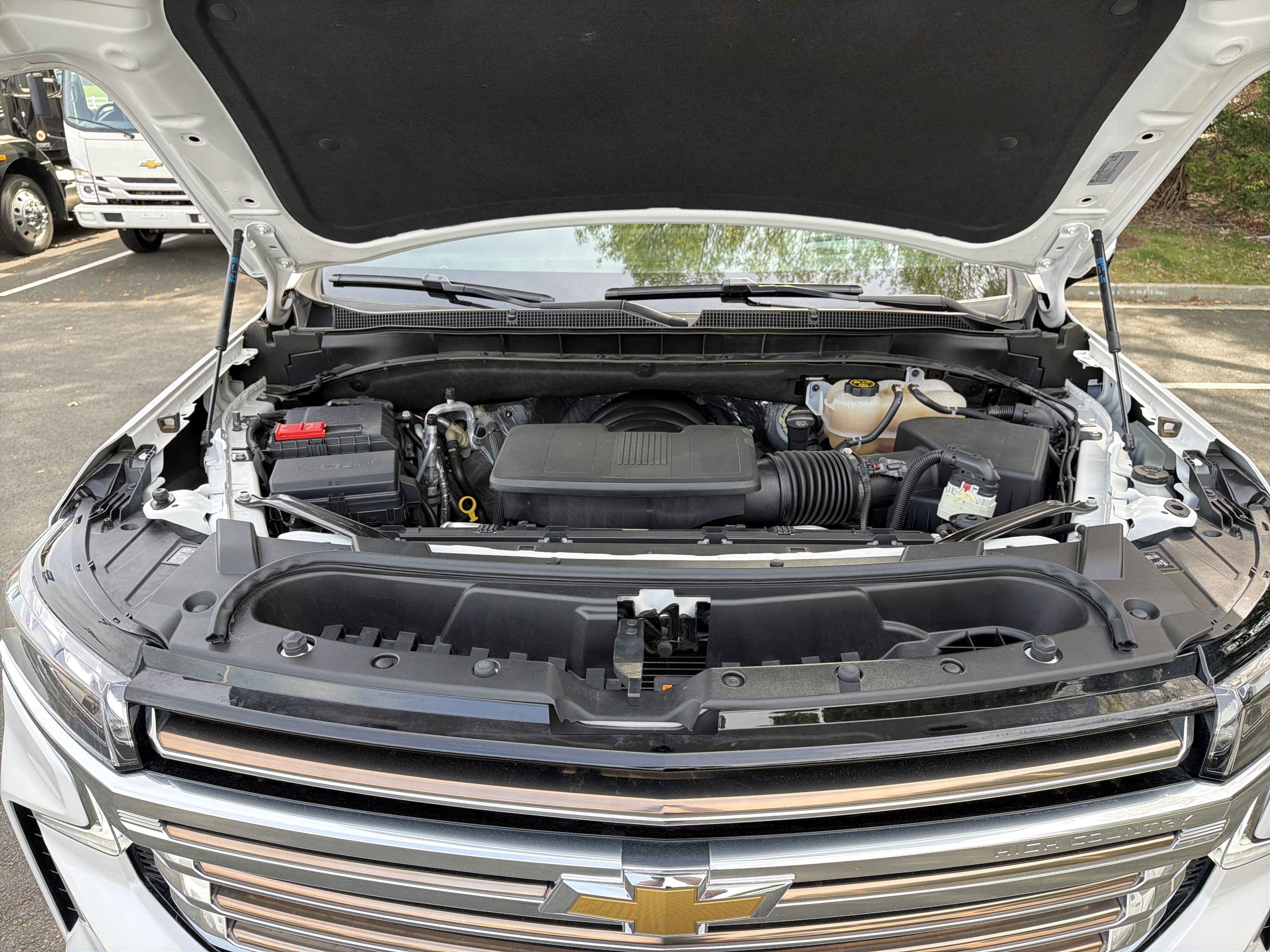 Used 2023 Chevrolet Tahoe High Country w/ Advanced Technology Package AWD/4WD image 36