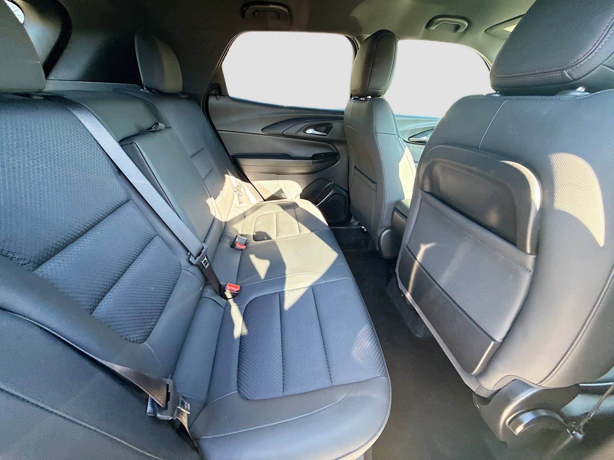 Used 2022 Chevrolet TrailBlazer RS image 27