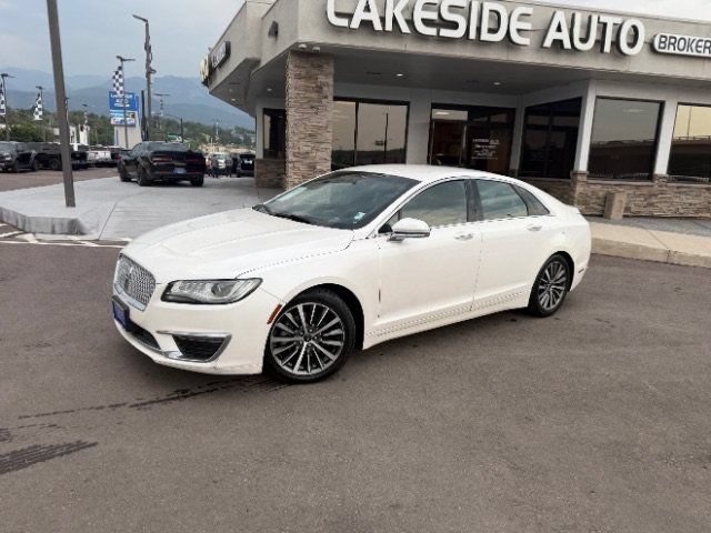 Used 2017 Lincoln MKZ Premiere FWD image 2