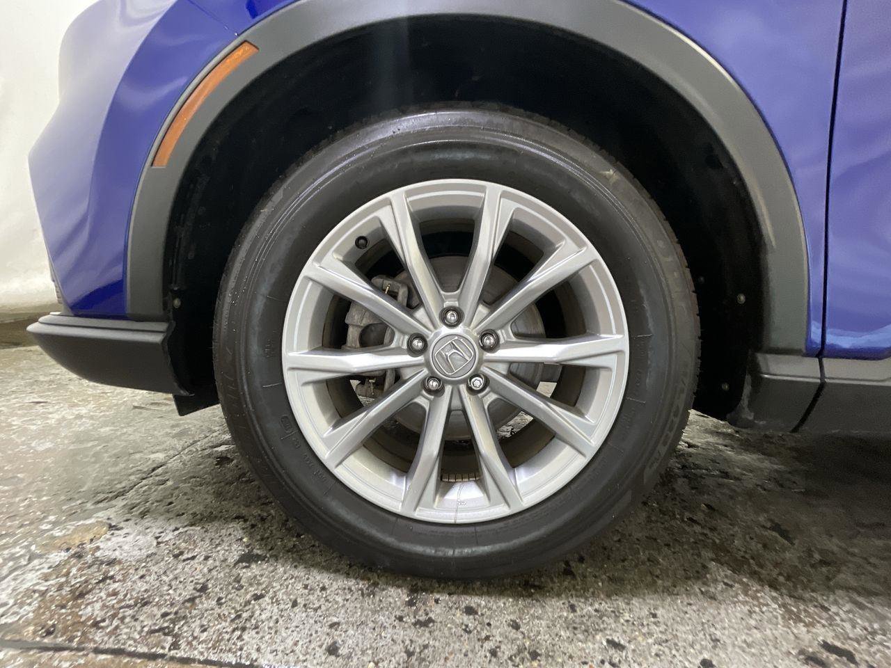 Used 2025 Honda CR-V EX-L image 10