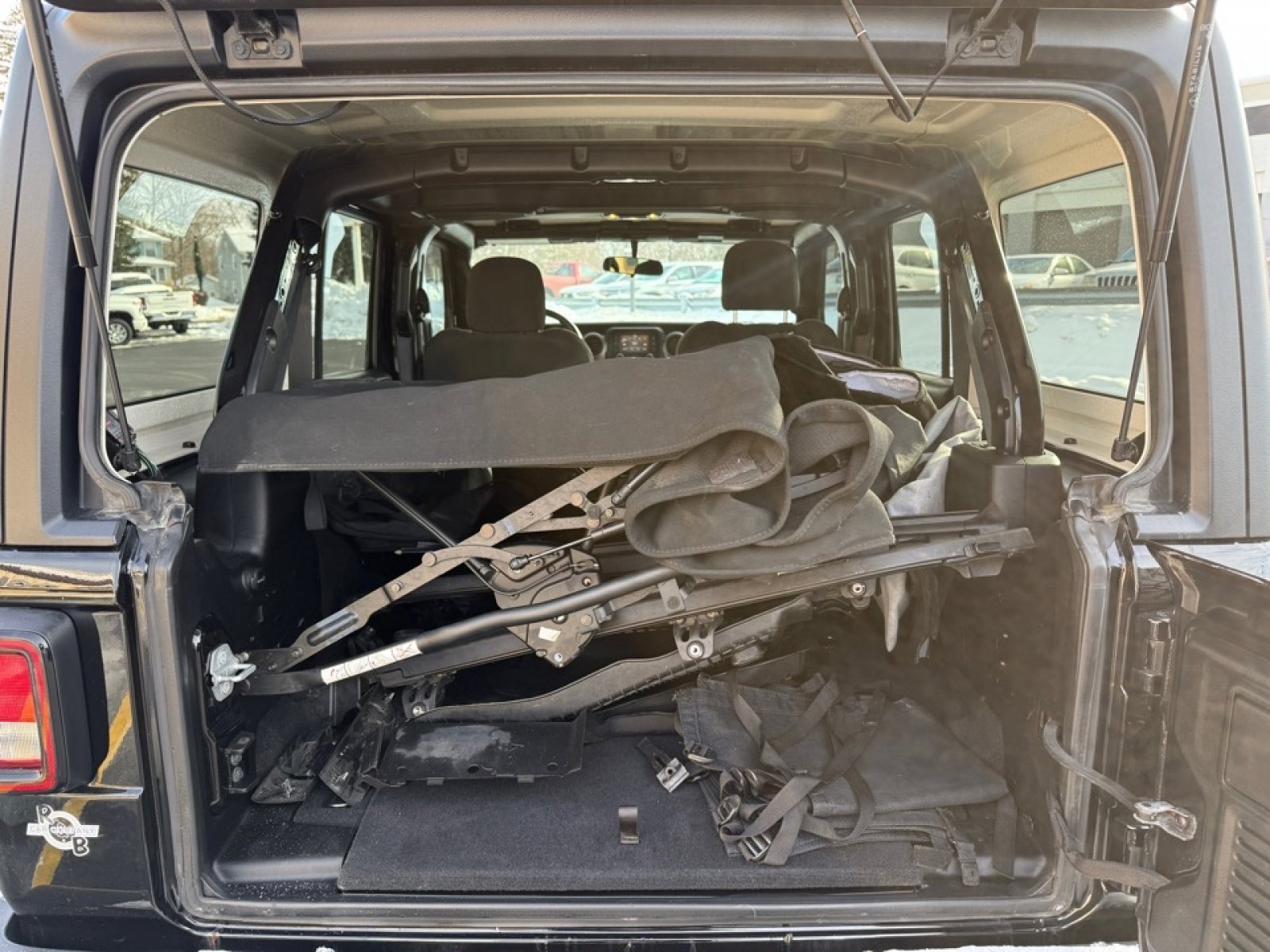 Used 2019 Jeep Wrangler Unlimited Sport w/ Cold Weather Group image 15