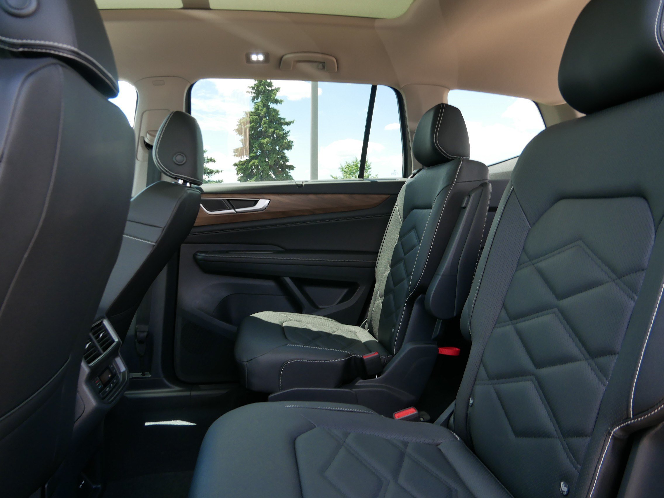 New 2026 Volkswagen Atlas SE AWD/4WD image 5