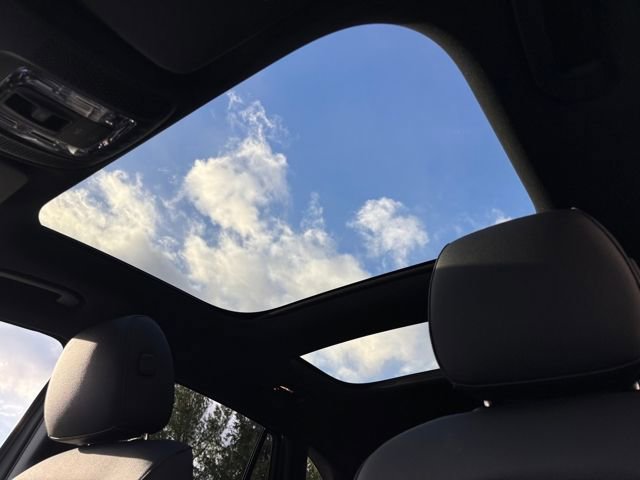 Used 2025 Mercedes-Benz GLA 250 4MATIC image 51