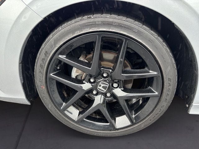 Used 2023 Honda Civic Sport image 9