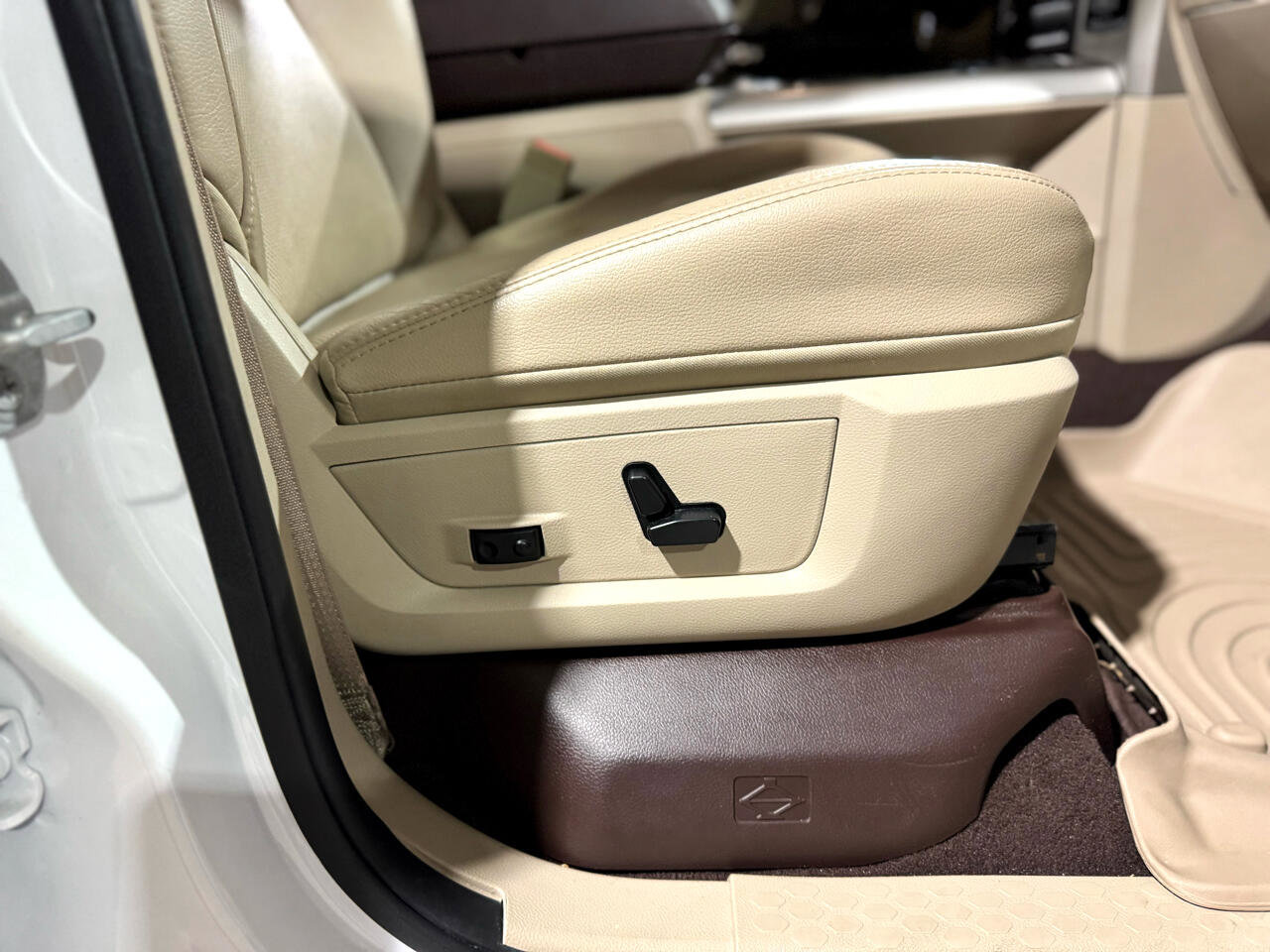 Used 2016 RAM 2500 Laramie w/ Convenience Group image 58