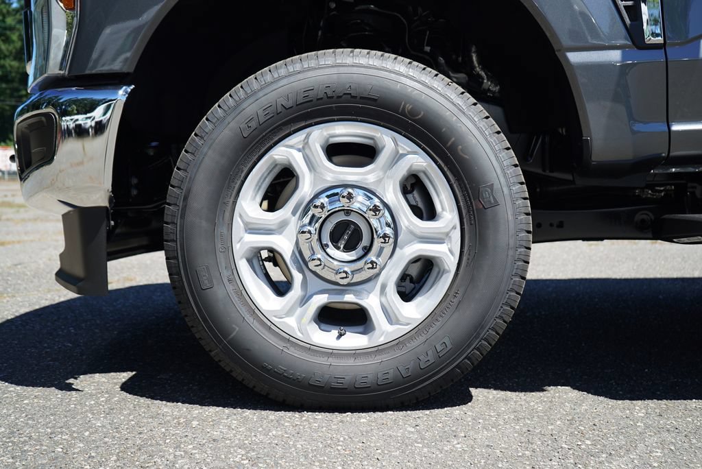 New 2026 Ford F350 XLT AWD/4WD image 29