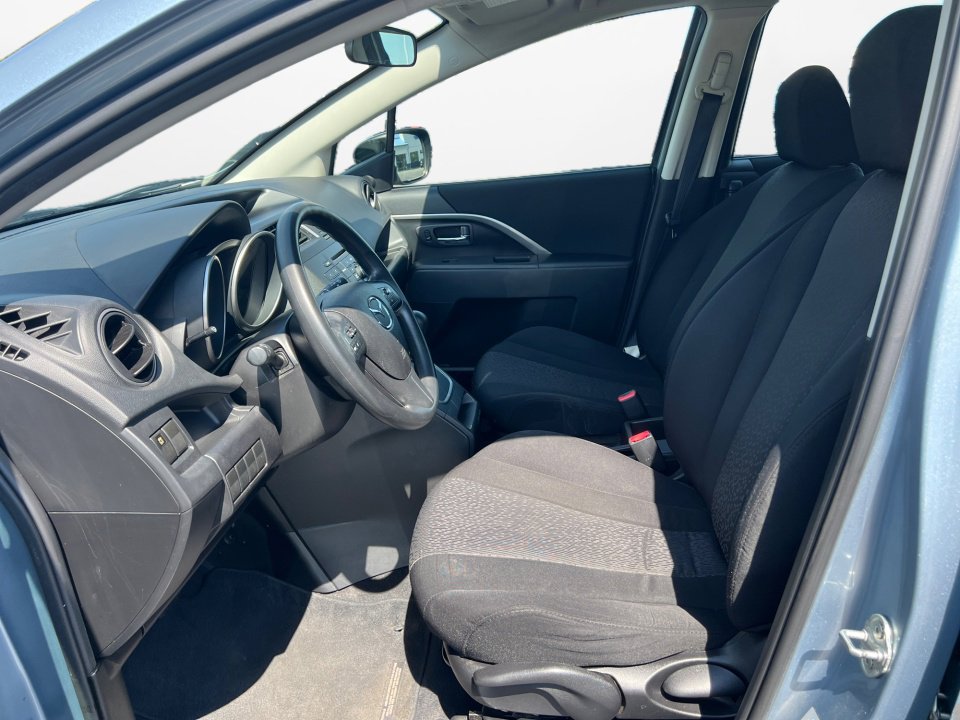 Used 2012 MAZDA MAZDA5 Sport FWD image 11