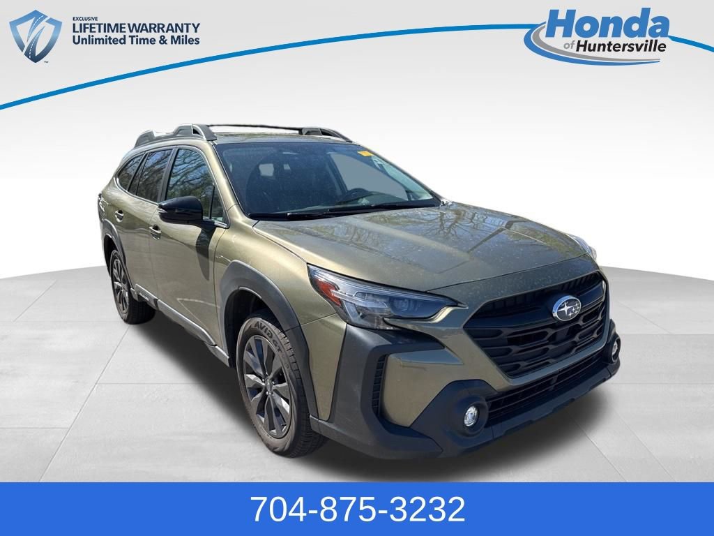 Used 2025 Subaru Outback Onyx Edition image 1