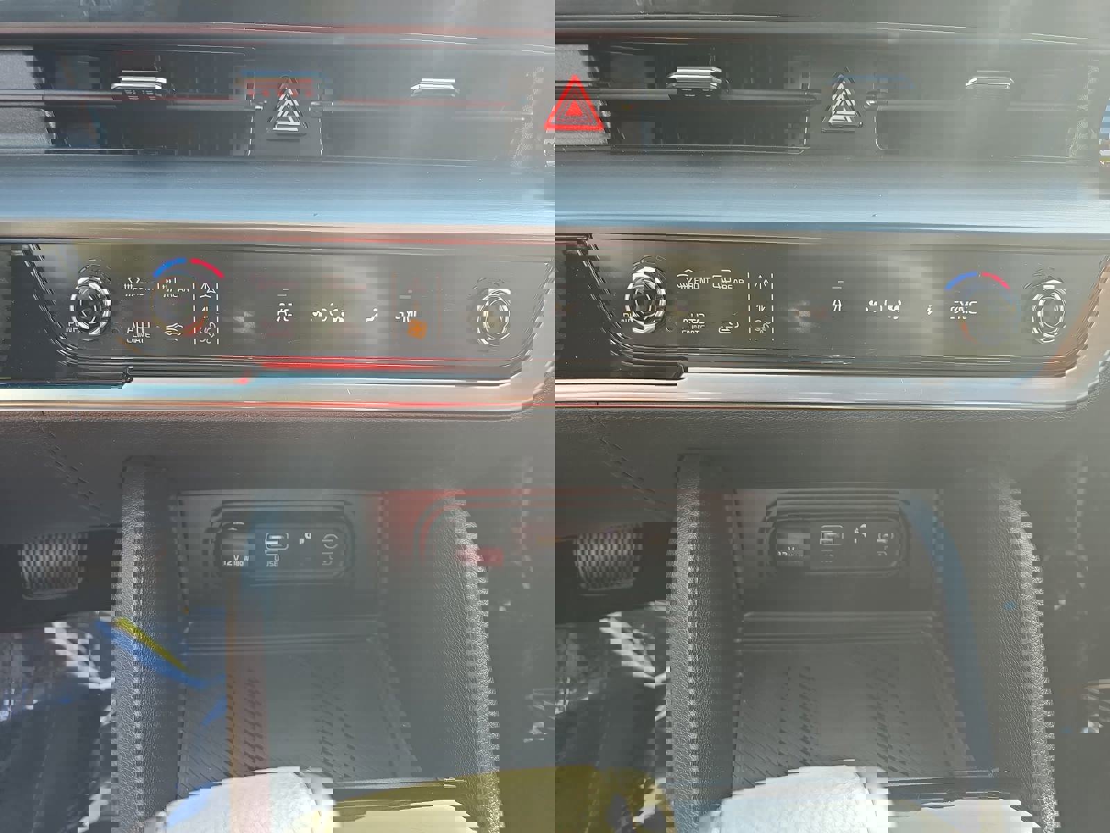 Used 2024 Kia Sportage EX image 22