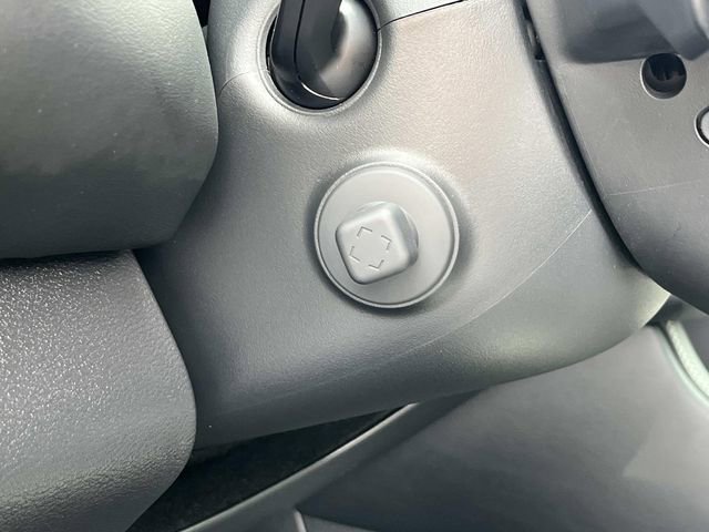 Used 2025 Nissan Pathfinder Platinum image 34