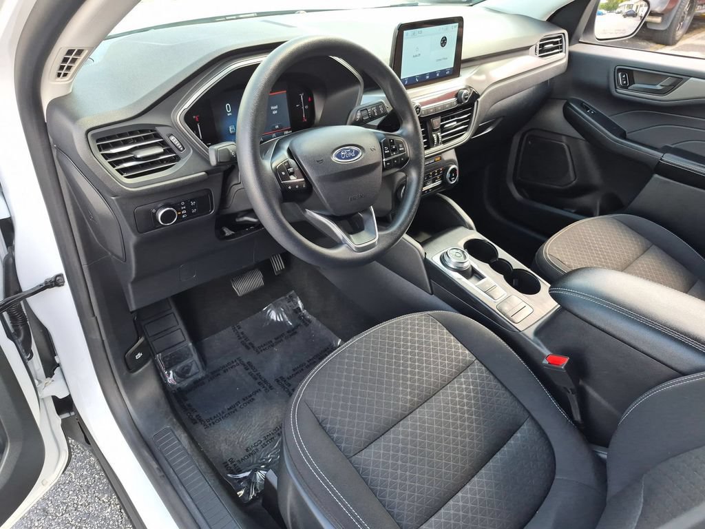 Used 2025 Ford Escape Active FWD image 13