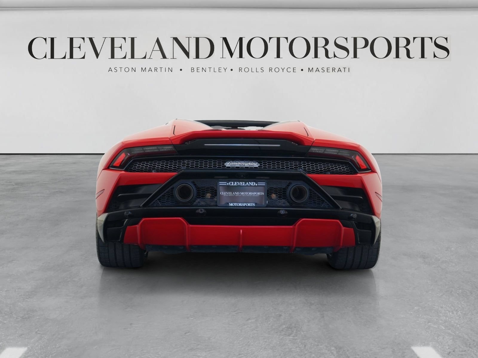 Used 2021 Lamborghini Huracan EVO RWD image 45