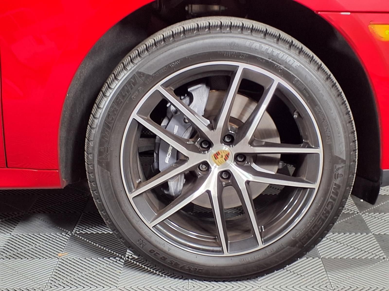 Used 2024 Porsche Macan Turbo image 35