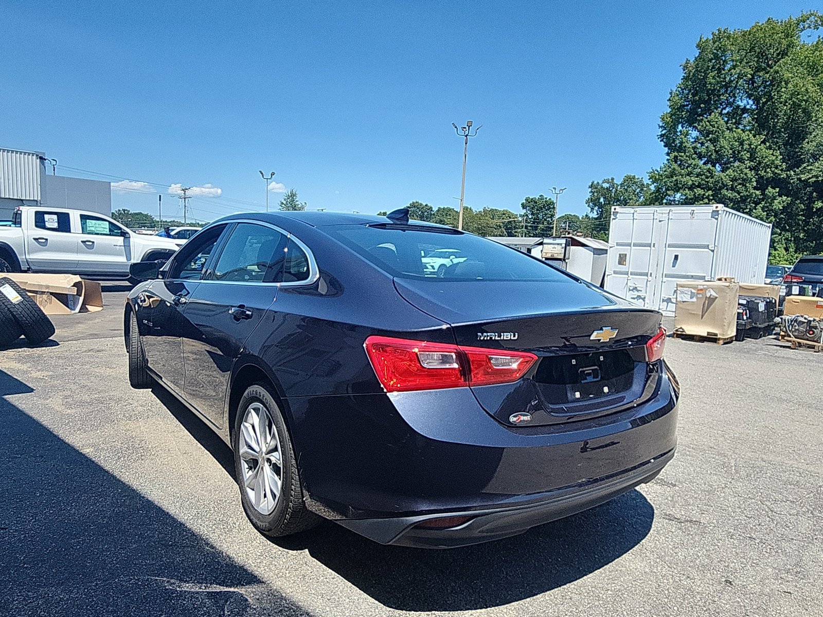 Used 2023 Chevrolet Malibu LT w/ LPO, Floor Liner Package FWD image 3