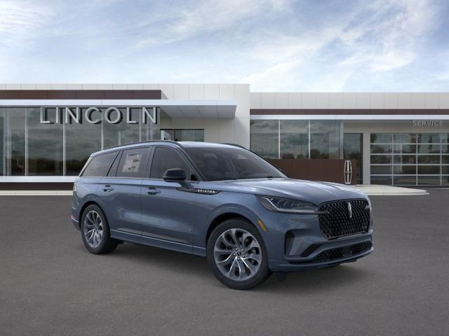 New 2026 Lincoln Aviator AWD w/ Jet Appearance Package image 7