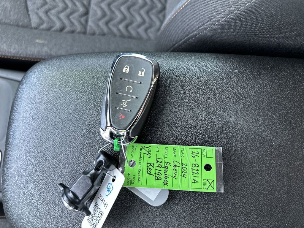 Used 2024 Chevrolet Equinox LT FWD image 22