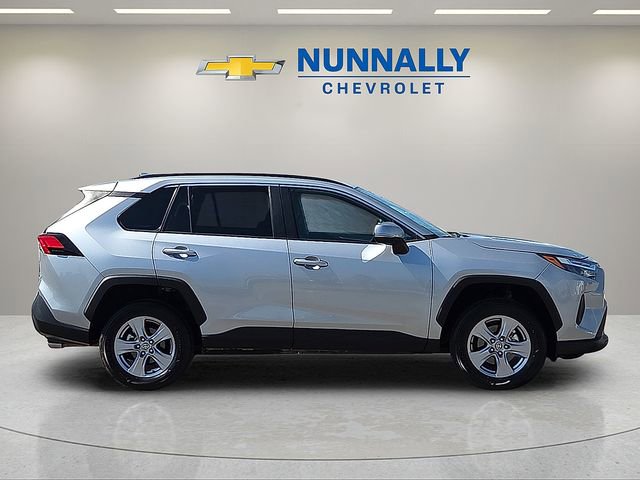 Used 2025 Toyota RAV4 XLE image 6