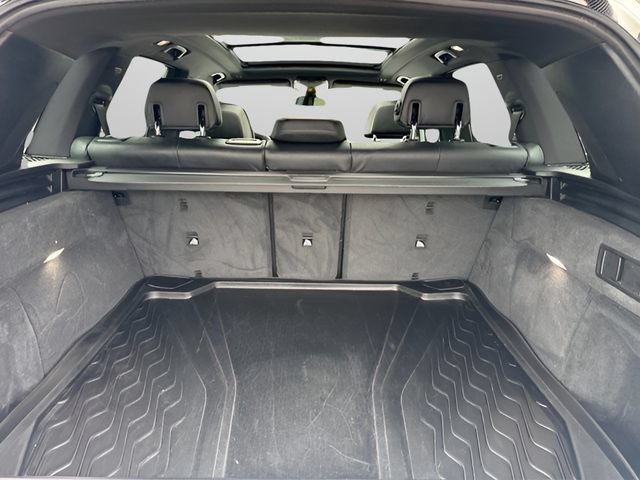 Used 2021 BMW X5 M50i AWD/4WD image 10
