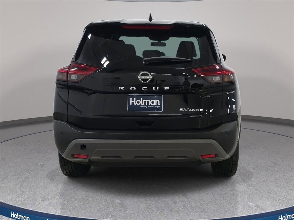 Used 2023 Nissan Rogue SV image 7