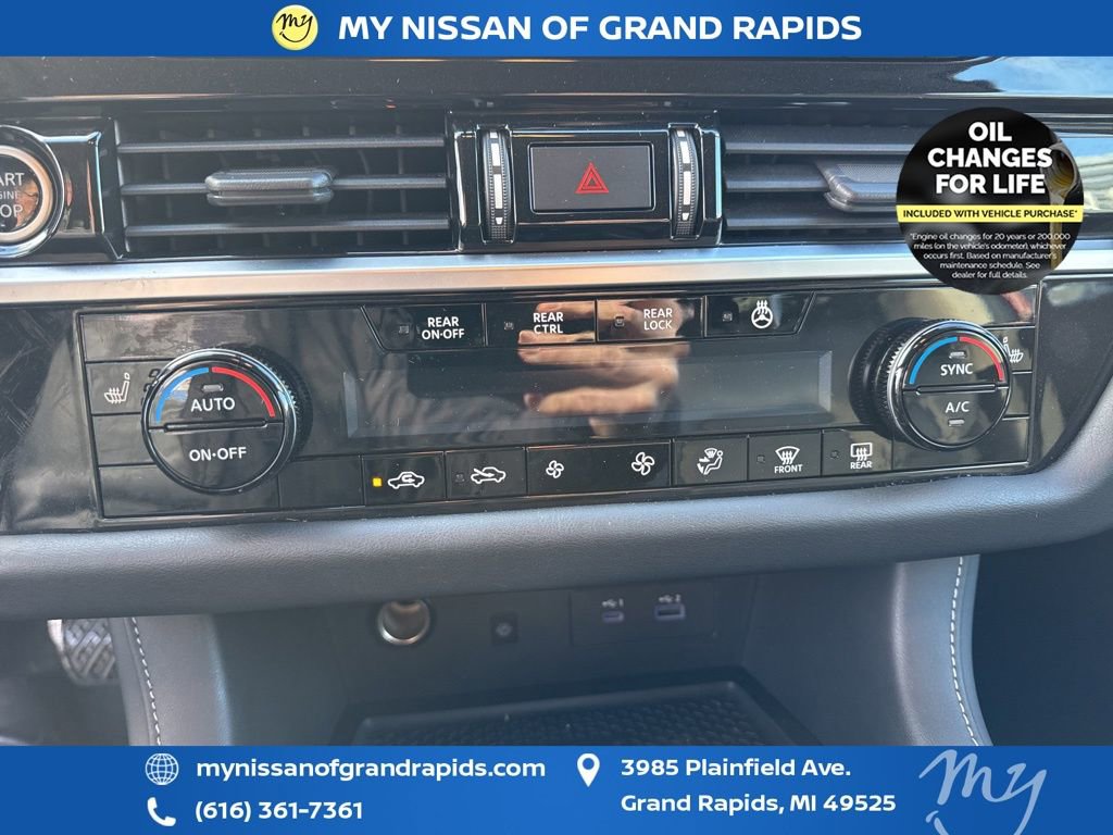 Used 2023 Nissan Pathfinder SL image 42