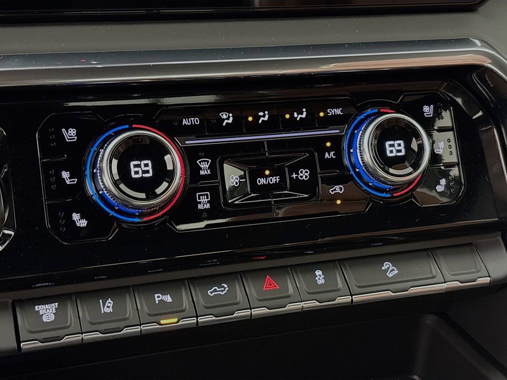 New 2026 GMC Sierra 3500 Denali Ultimate image 16