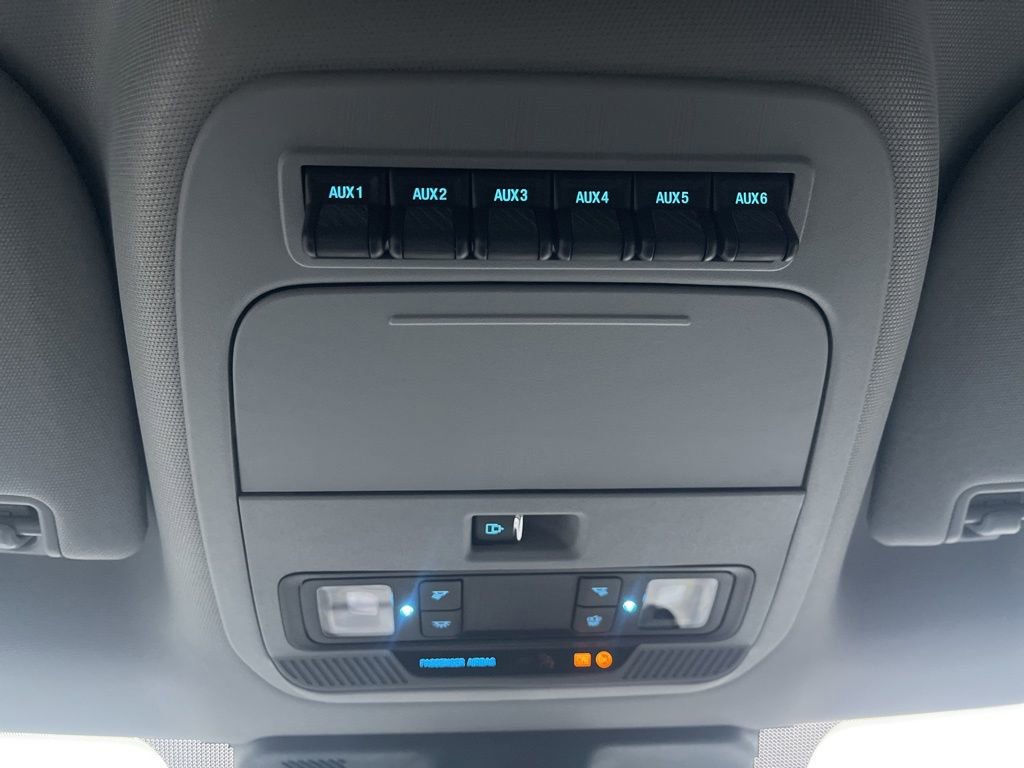 Used 2025 Ford F250 XL w/ STX Appearance Package image 27