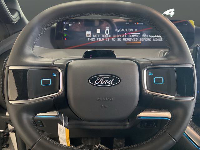 New 2026 Ford Expedition Platinum image 17