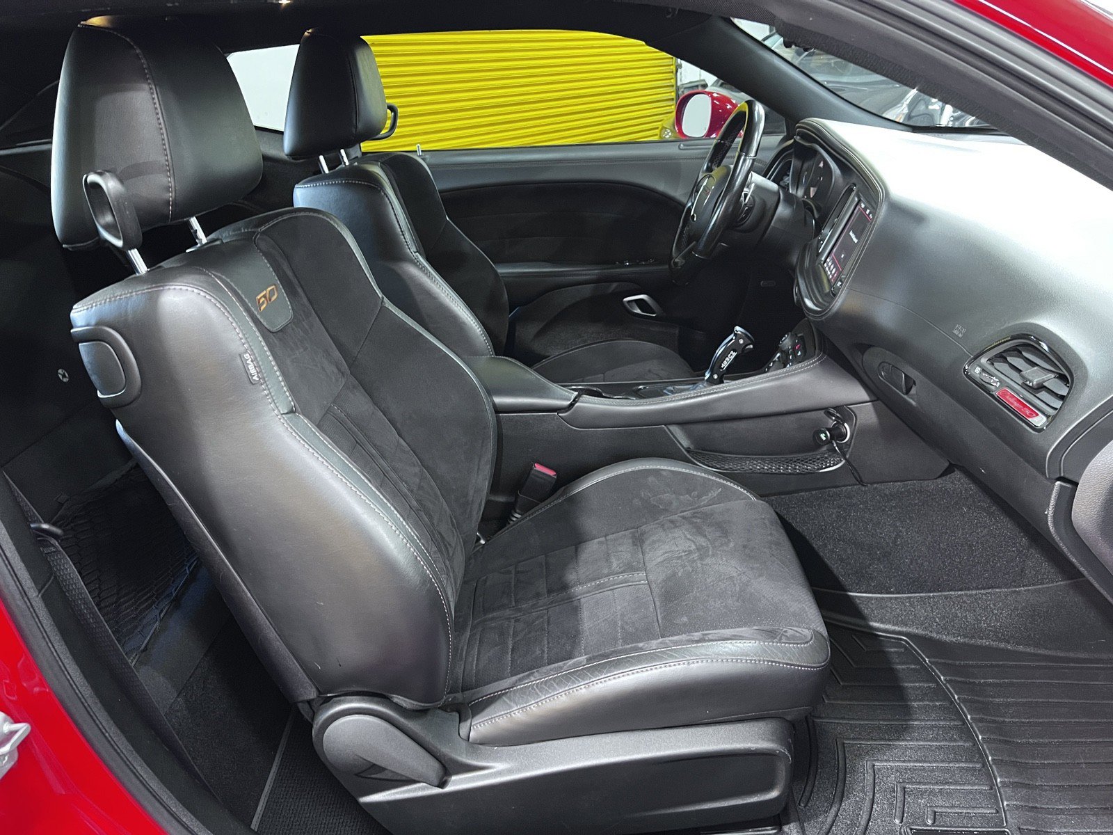 Used 2020 Dodge Challenger R/T image 15