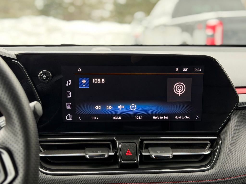 Used 2024 Chevrolet TrailBlazer RS w/ Driver Confidence Package image 13