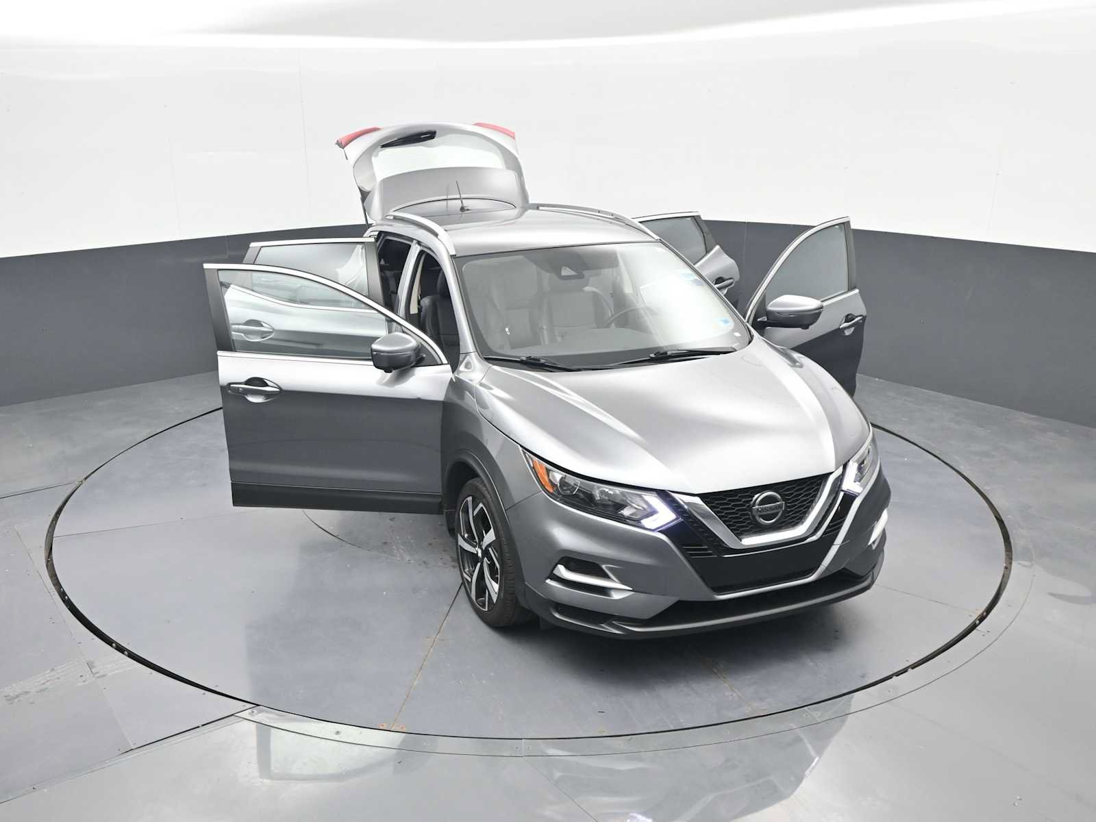 Used 2022 Nissan Rogue Sport SL AWD/4WD image 45
