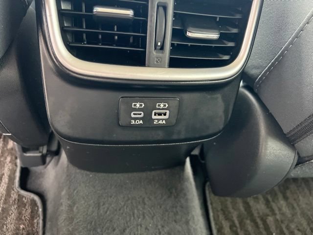 Used 2023 Subaru Outback Premium AWD/4WD image 18