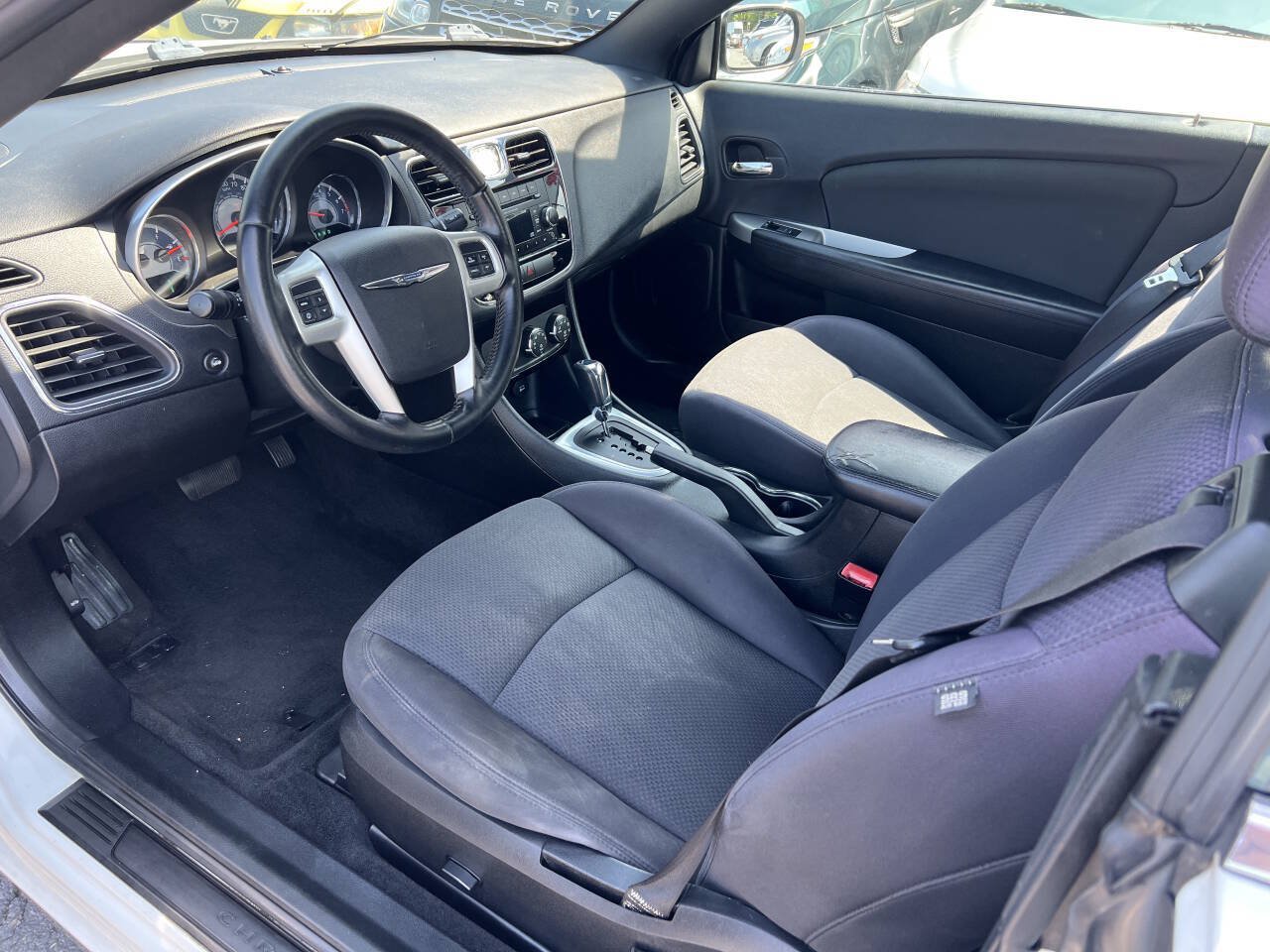 Used 2012 Chrysler 200 Touring FWD image 6