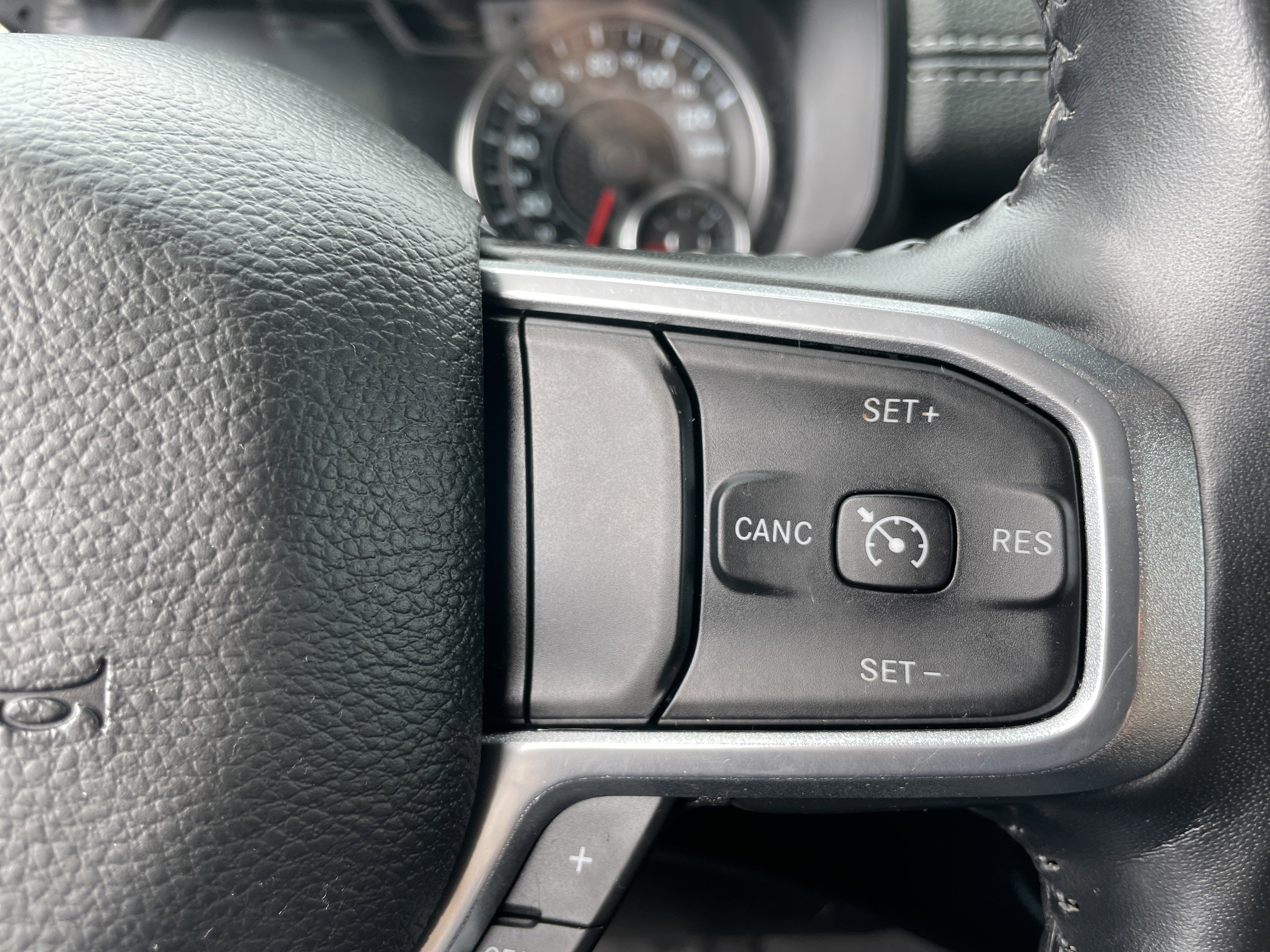 Certified 2022 RAM 1500 Laramie image 43