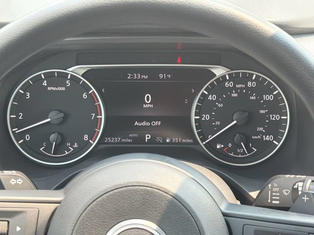 Used 2024 Nissan Rogue S AWD/4WD image 12